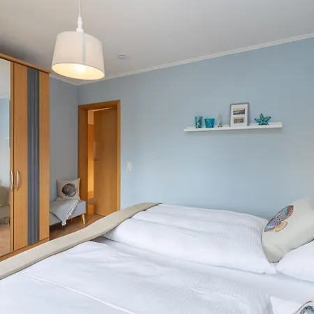 De Luettje Weed Oever Apartment *