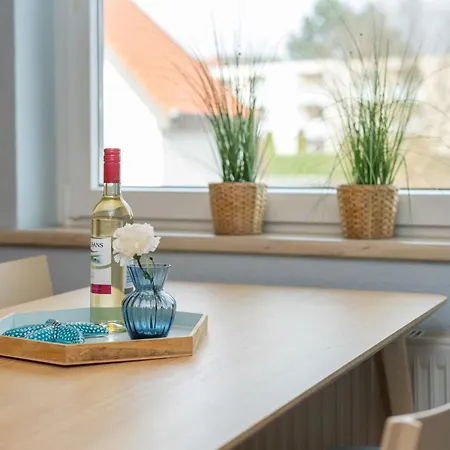 De Luettje Weed Oever Apartment *